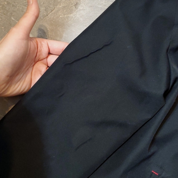 Rainforest Men's Black Jacket. Waterproof. Windproof. Men Size M. - Picture 10 of 14